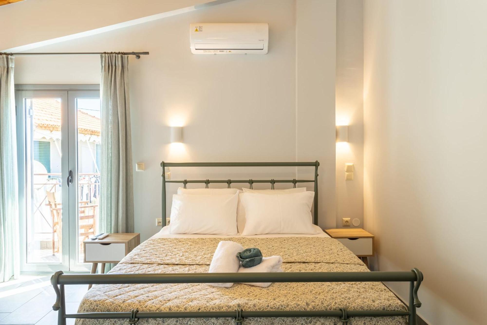 Petrino Serene Nests - Bright Getaways Каковатос Экстерьер фото